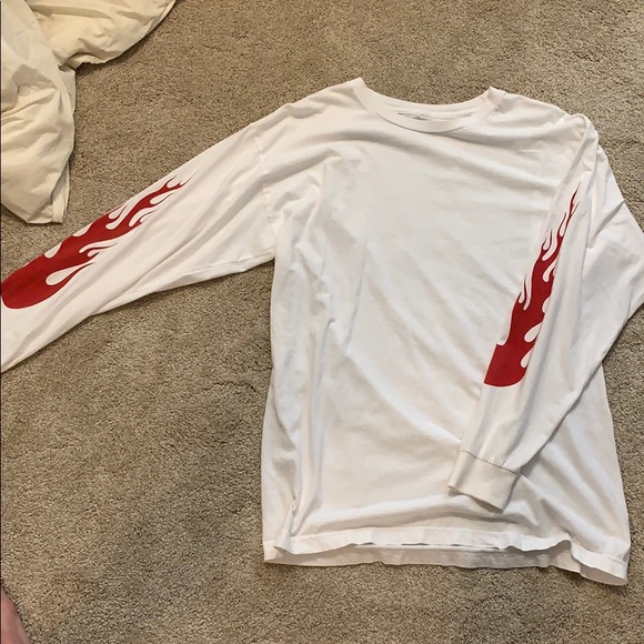 Brandy Flame tee - Picture 3 of 3